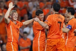 Nederlands Elftal scoort